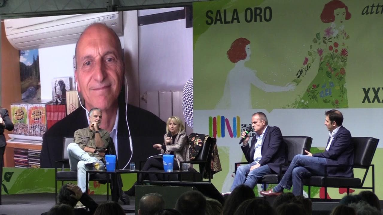 Salone Libro 2023, Littizzetto: "In Tv non si sperimenta più, così i Gialappi vanno su Tv8 e io su Nove"