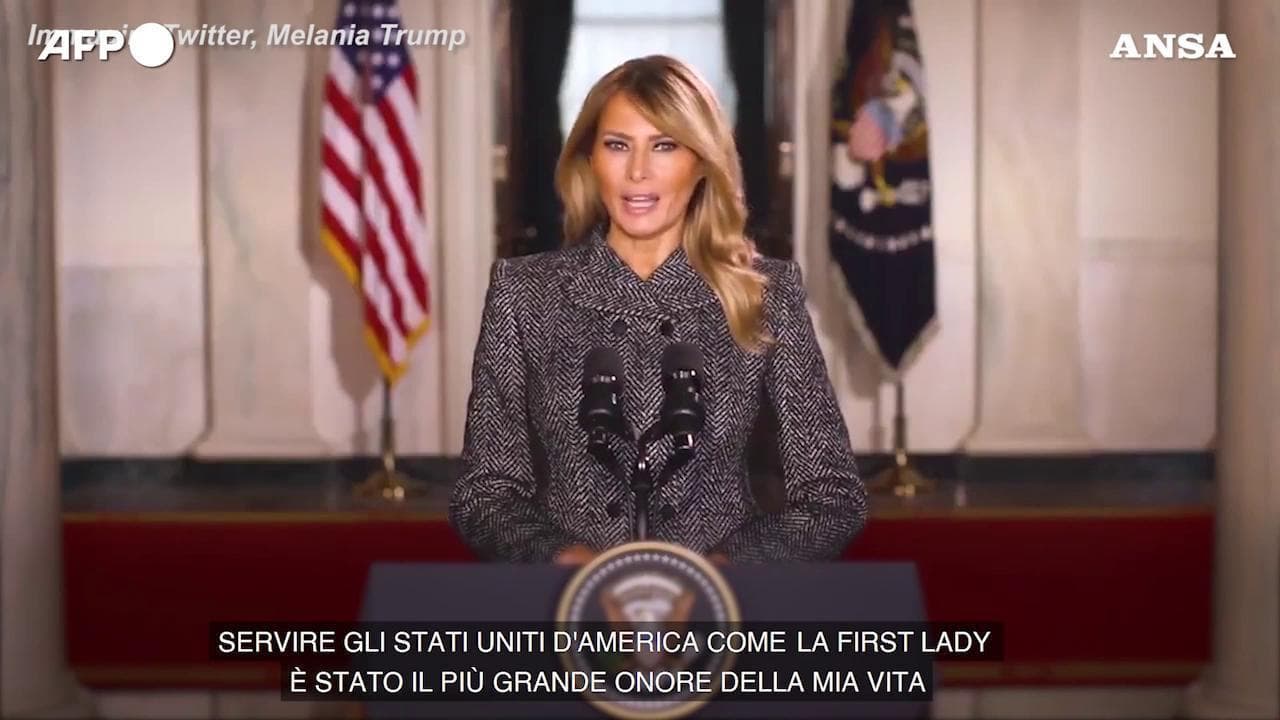 Usa, l'addio di Melania Trump da First Lady: "La violenza non è mai giustificata"