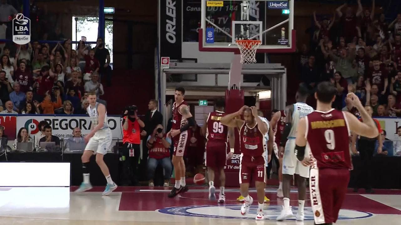 Basket, Sassari sbanca Venezia in gara 2 dei quarti play-off. Gli highlights