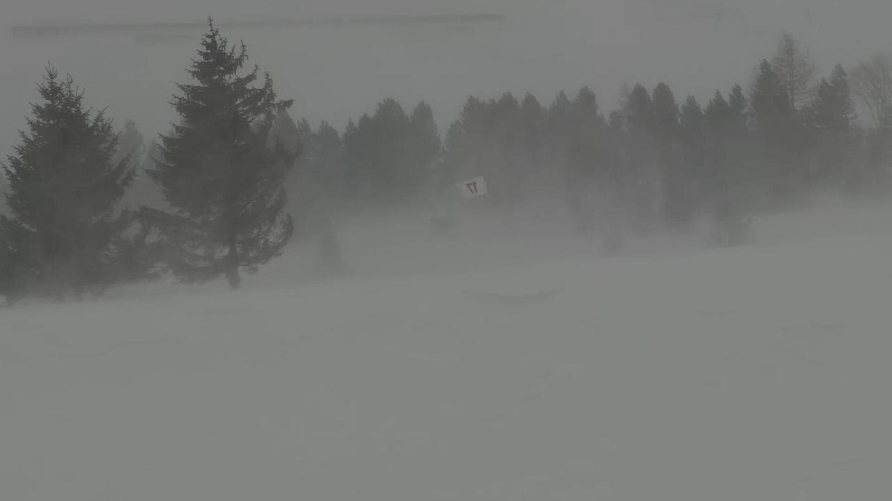Maltempo, bufera di neve a Cervinia: le raffiche di vento sono fortissime