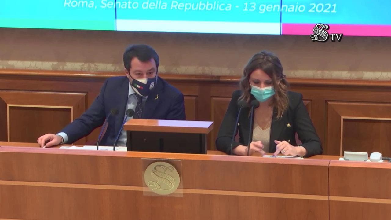 Governo, Salvini: "No a minestroni. Possibile una maggioranza a guida centrodestra in Parlamento"