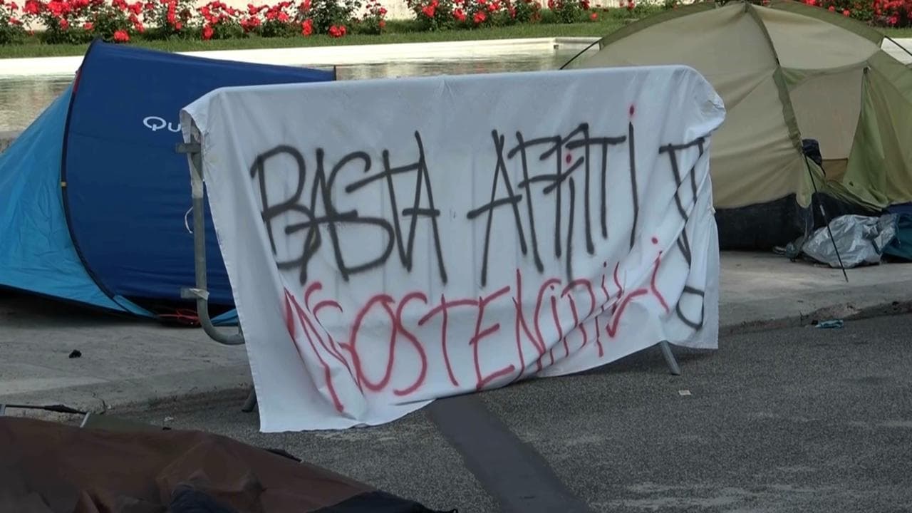 Caro affitti, gli studenti della Sapienza: "Non ci aspettavamo un seguito così: non ci fermiamo qua"