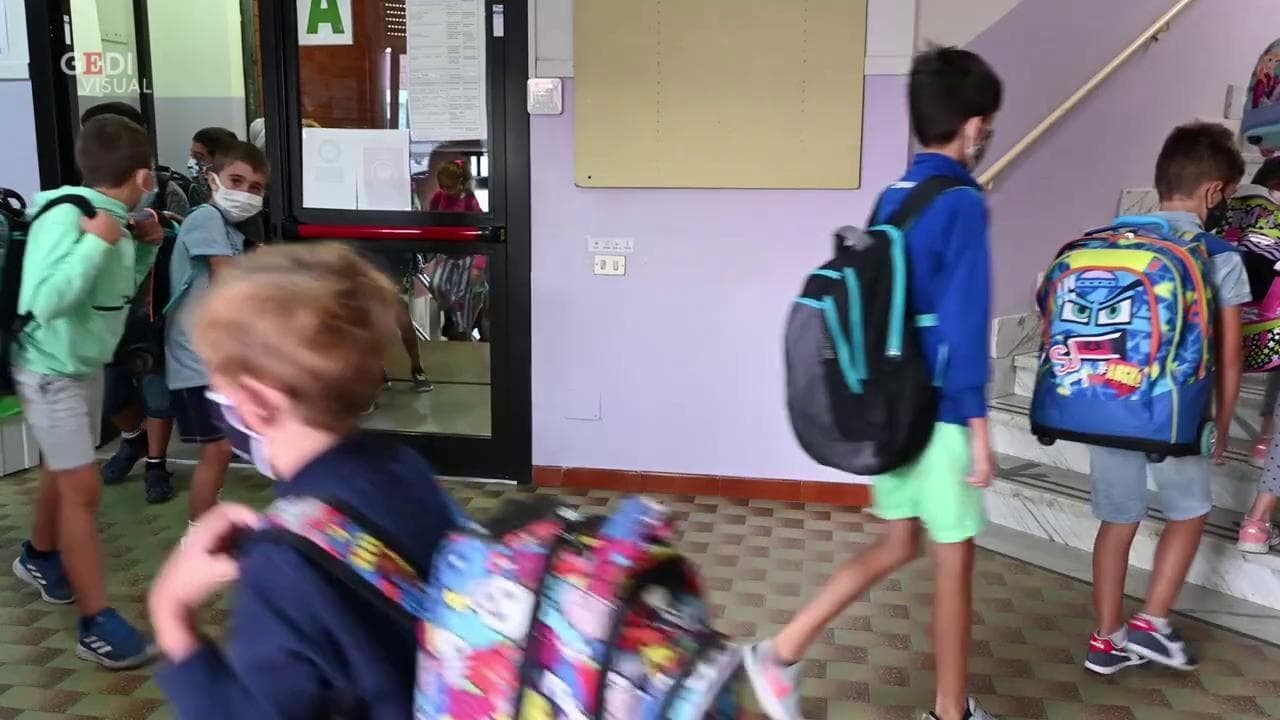 Scuola, addio voti alle elementari: ecco i nuovi quattro gradi di valutazione
