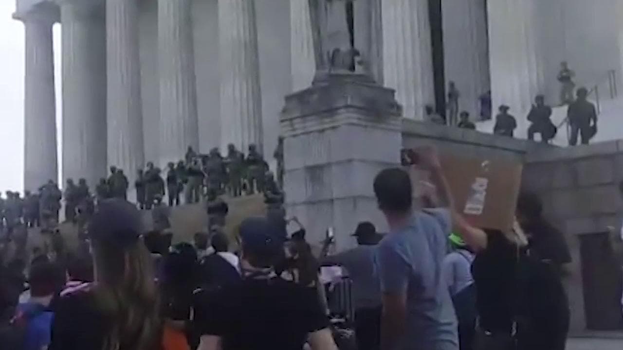 Usa, ecco com'era schierata la polizia a Washington durante il corteo di Black Lives Matter