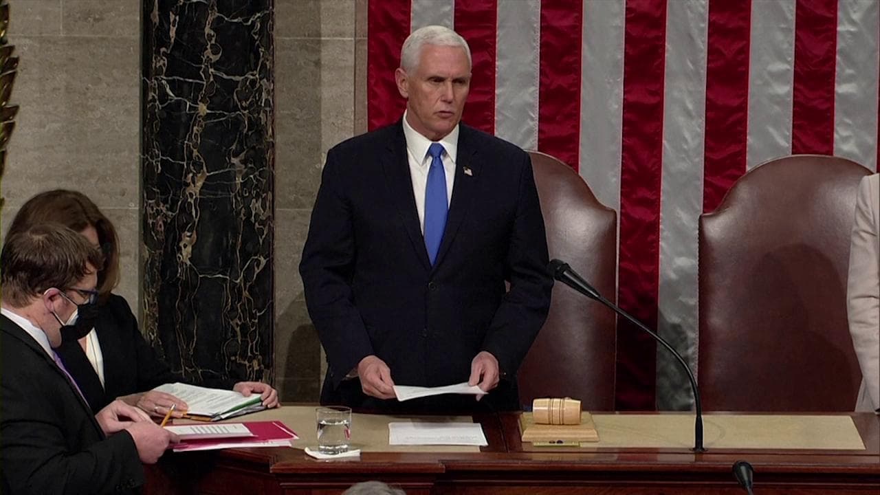 Washington, il Congresso certifica l’elezione di Biden: l’annuncio di Mike Pence