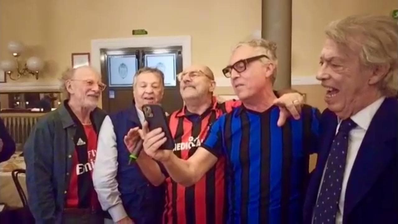 Champions, Milan-Inter: Massimo Moratti e Renato Pozzetto cantano con gli amici "E la vita, la vita"