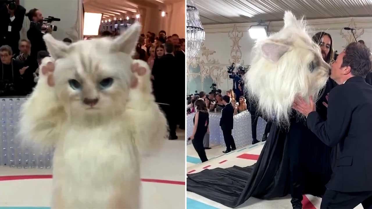 C'è un gatto bianco gigante al Met Gala, l'omaggio di Jared Leto all'iconico Choupette
