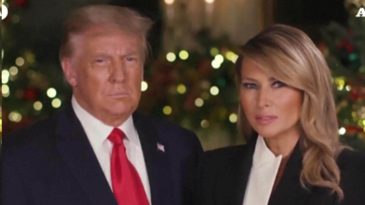 Usa, Trump ringrazia gli scienziati: ''Il vaccino anti covid è un vero miracolo di Natale''