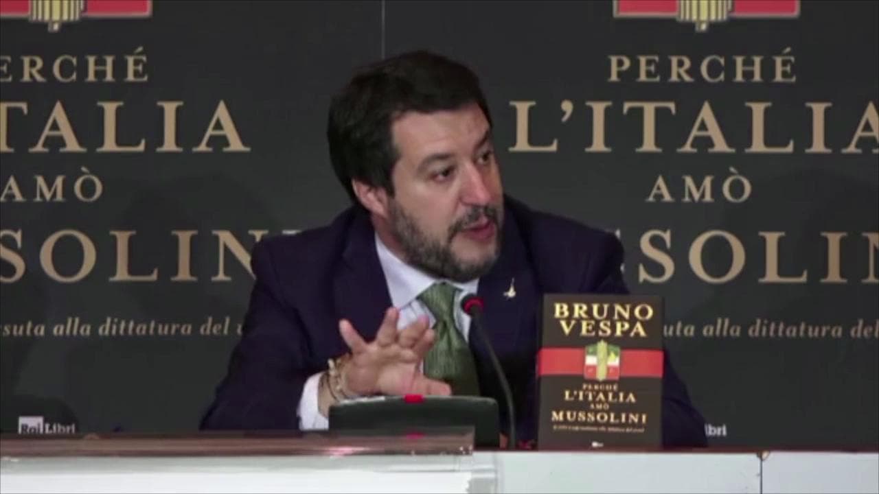 Centrodestra diviso sul suo futuro, Salvini: "Sì ad esecutivo ponte se cade Governo". Scettici Berlusconi e Meloni