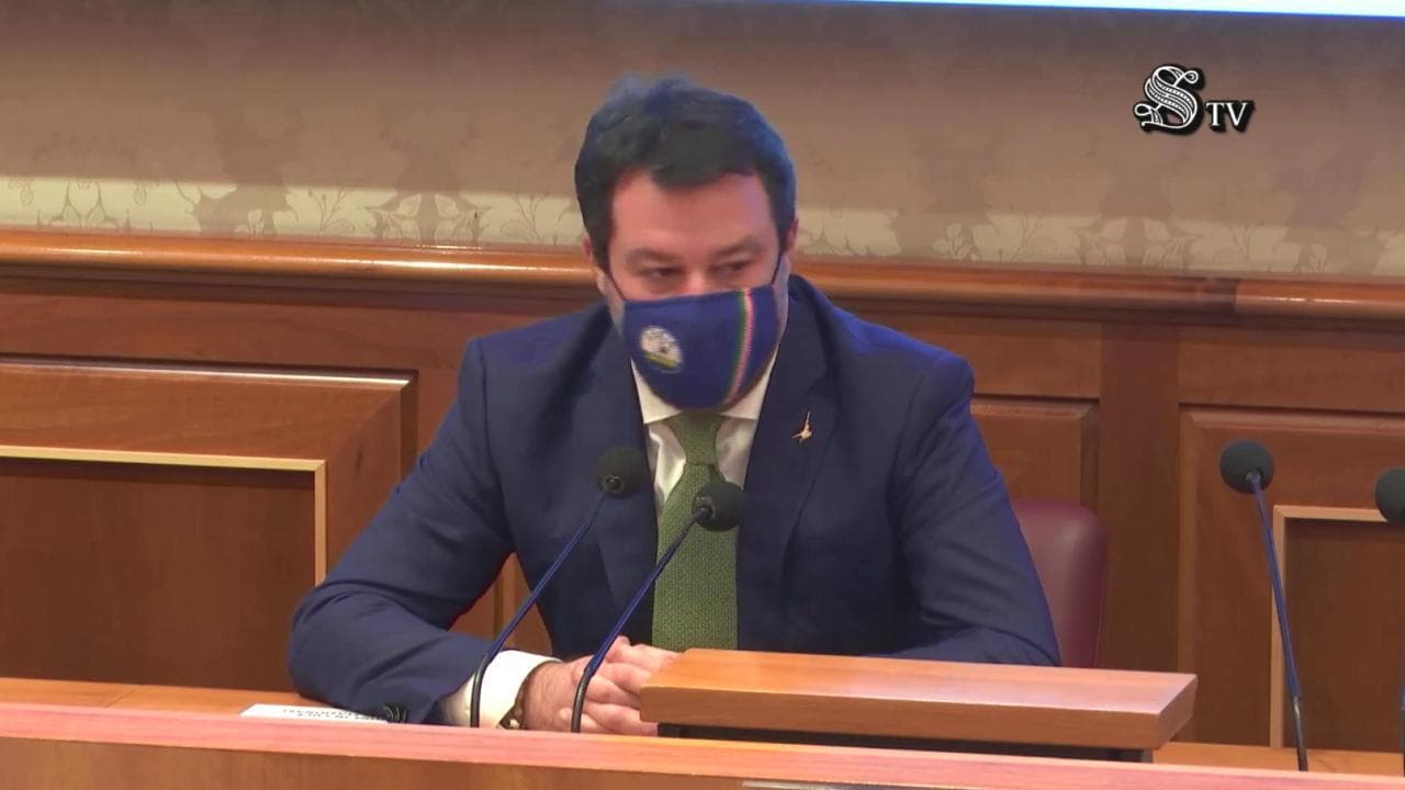 Salvini: "Se cade Conte governi il centrodestra"