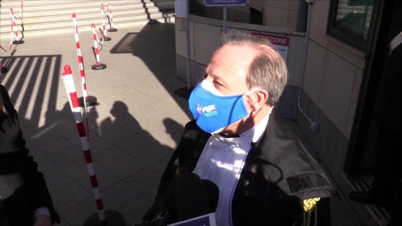 Processo Raggi, il legale Bruno: "Sindaca è serena, la sentenza potrebbe slittare"