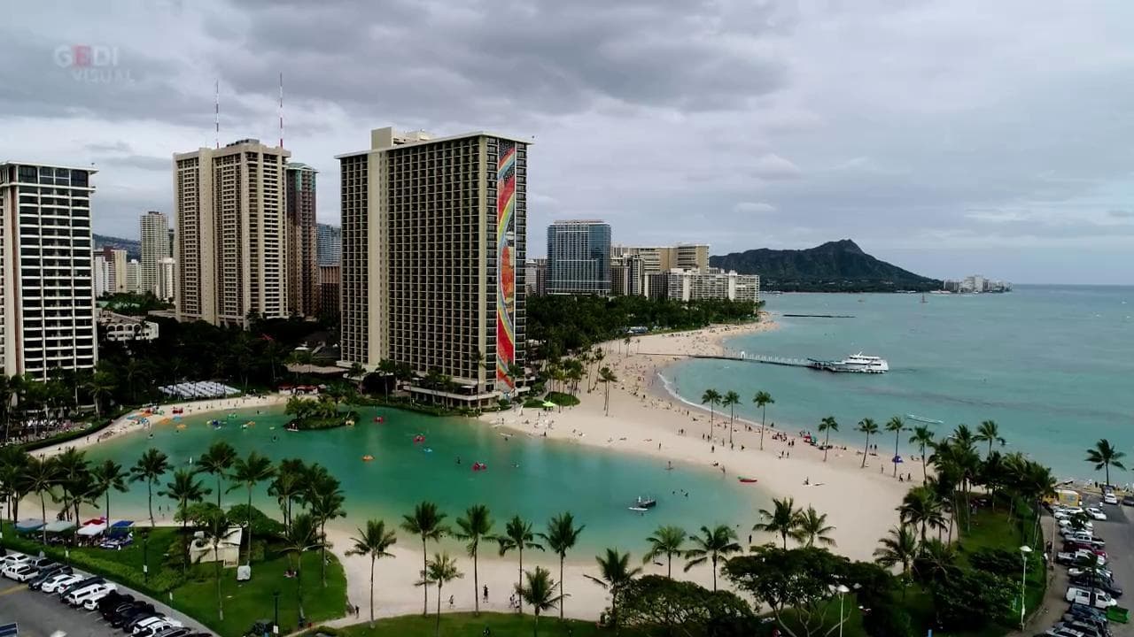 "Venite a fare smart working alle Hawaii, vi regaliamo il volo": l'offerta da sogno (che non vale per tutti)