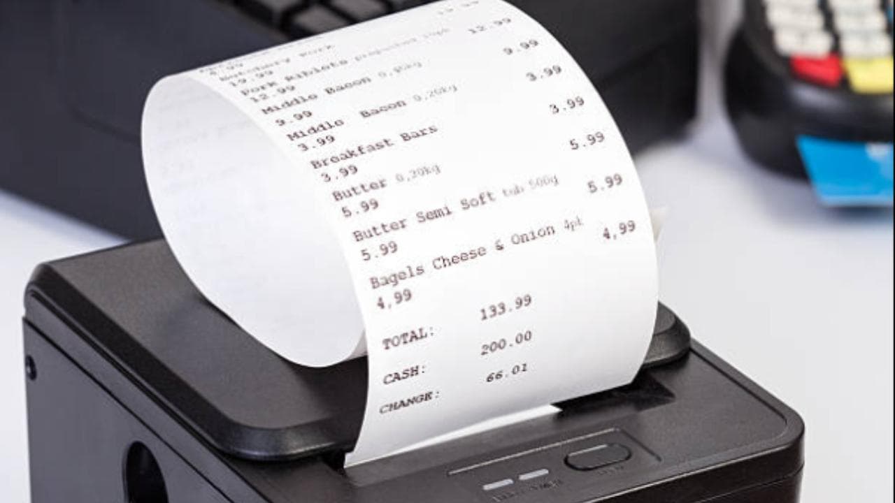 Lotteria degli scontrini, l'ironia sui social: "Vince chi riesce a farsene fare uno"