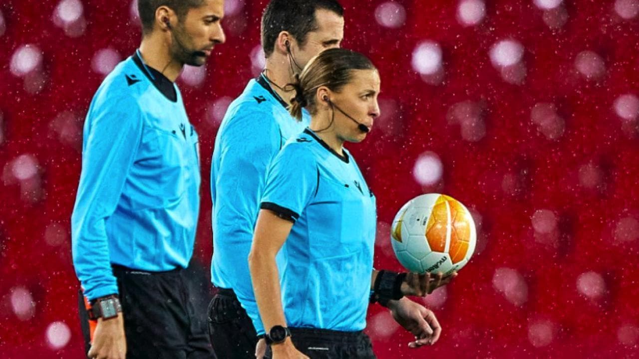 Champions, la 'prima' di un'arbitra: Stephanie Frappart dirigerà Juventus-Dinamo Kiev