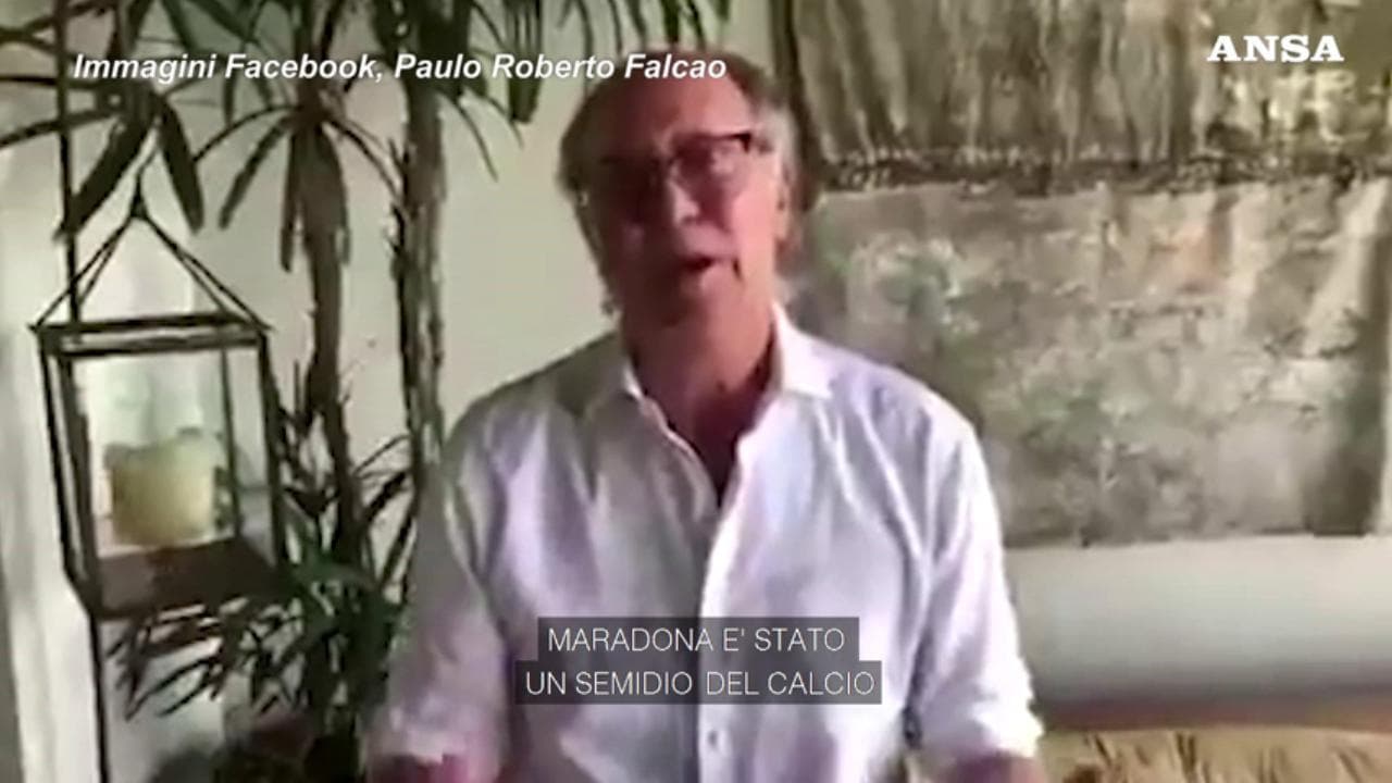 Morto Maradona, il ricordo di Falcao: "È stato un semidio: divino in campo, umano fuori"