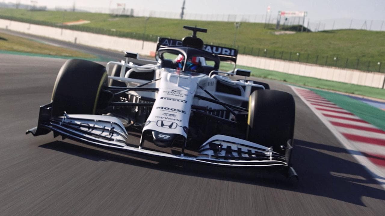 A bordo dei bolidi Red Bull con l'audio 8D