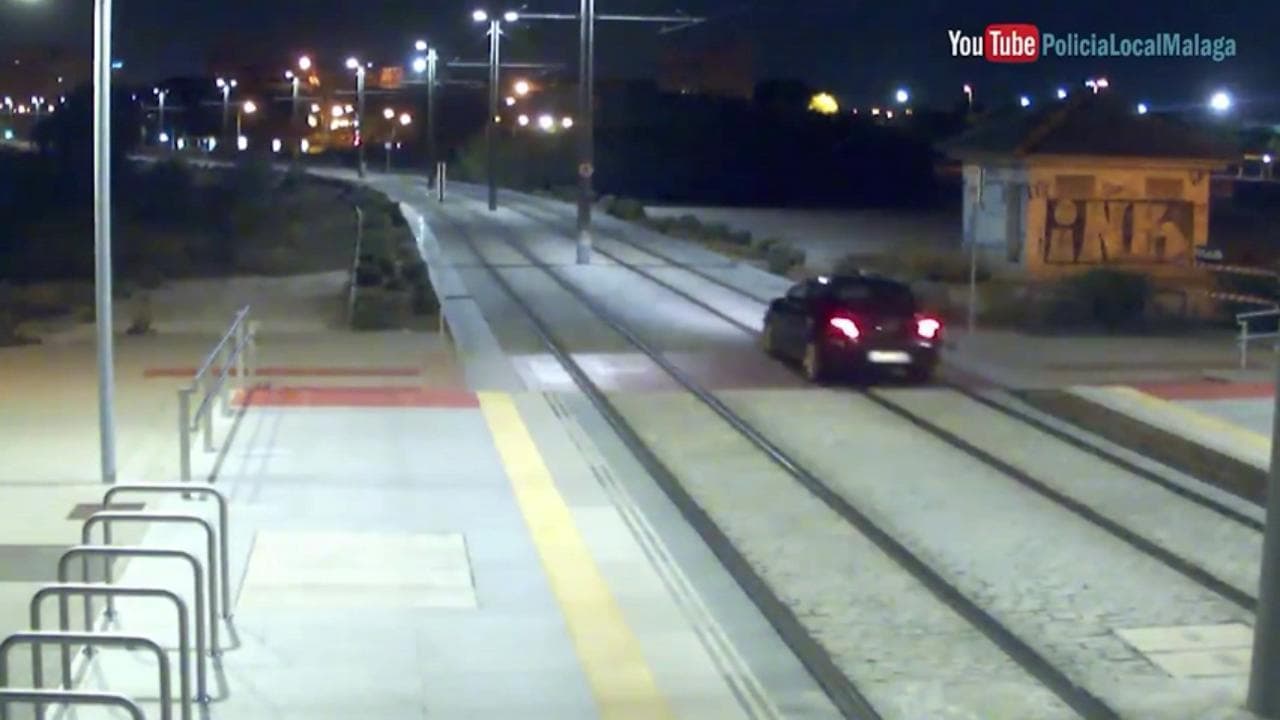 Spagna, guida sui binari della metropolitana di Malaga: servizio sospeso per due ore