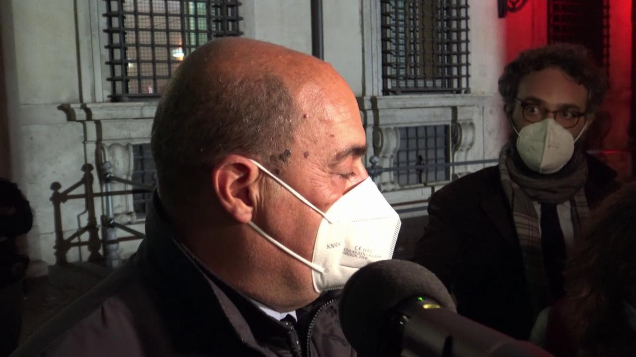Governo, Conte, Zingaretti: "Basta polemiche, al lavoro per patto legislatura"; Crimi: "Avanti fino al 2023"
