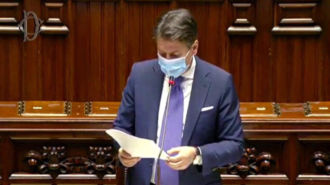 Covid, Conte: "Tre aree di rischio e nuove chiusure: così sarà il prossimo Dpcm"