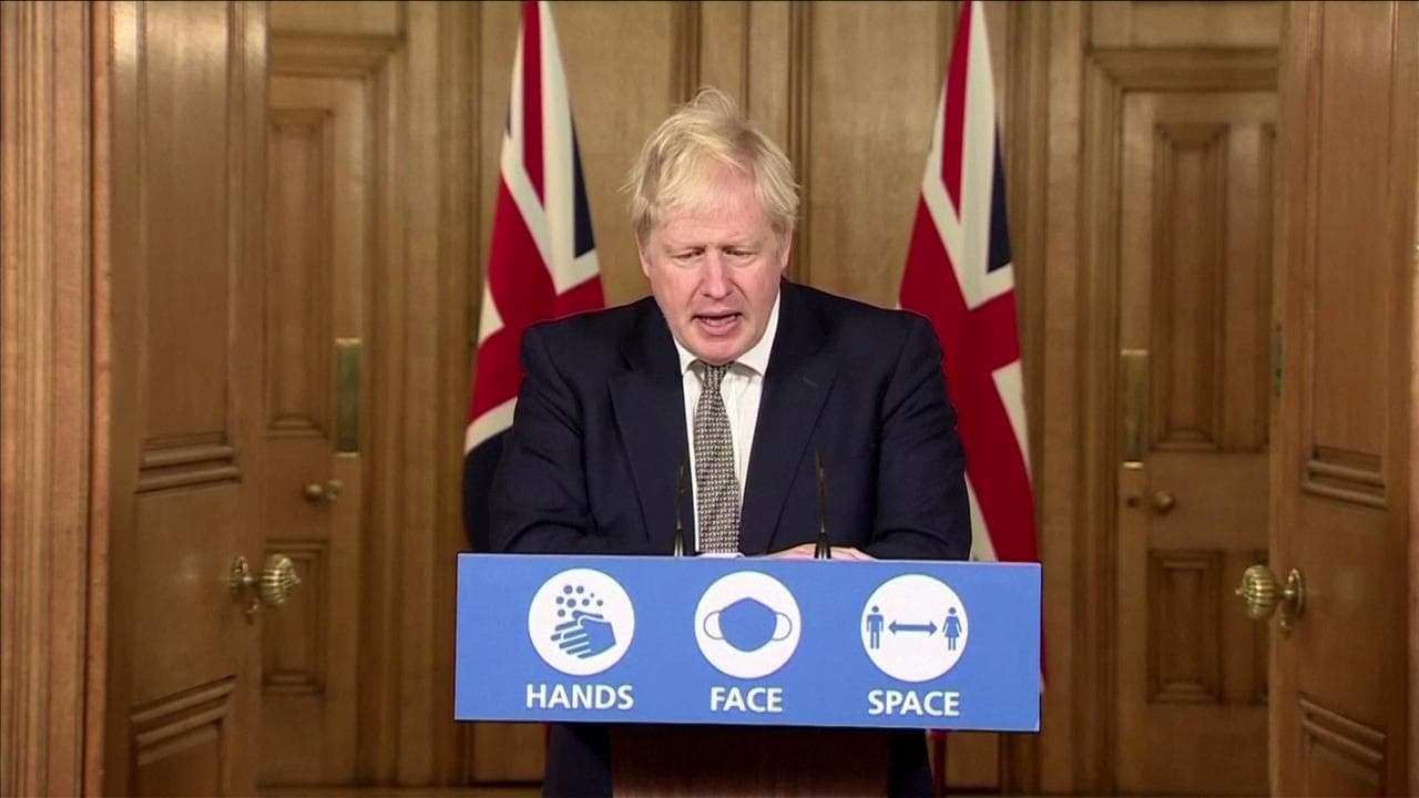 Covid, Boris Johnson annuncia il lockdown in Inghilterra: "Non c'è scelta: dovete stare a casa"