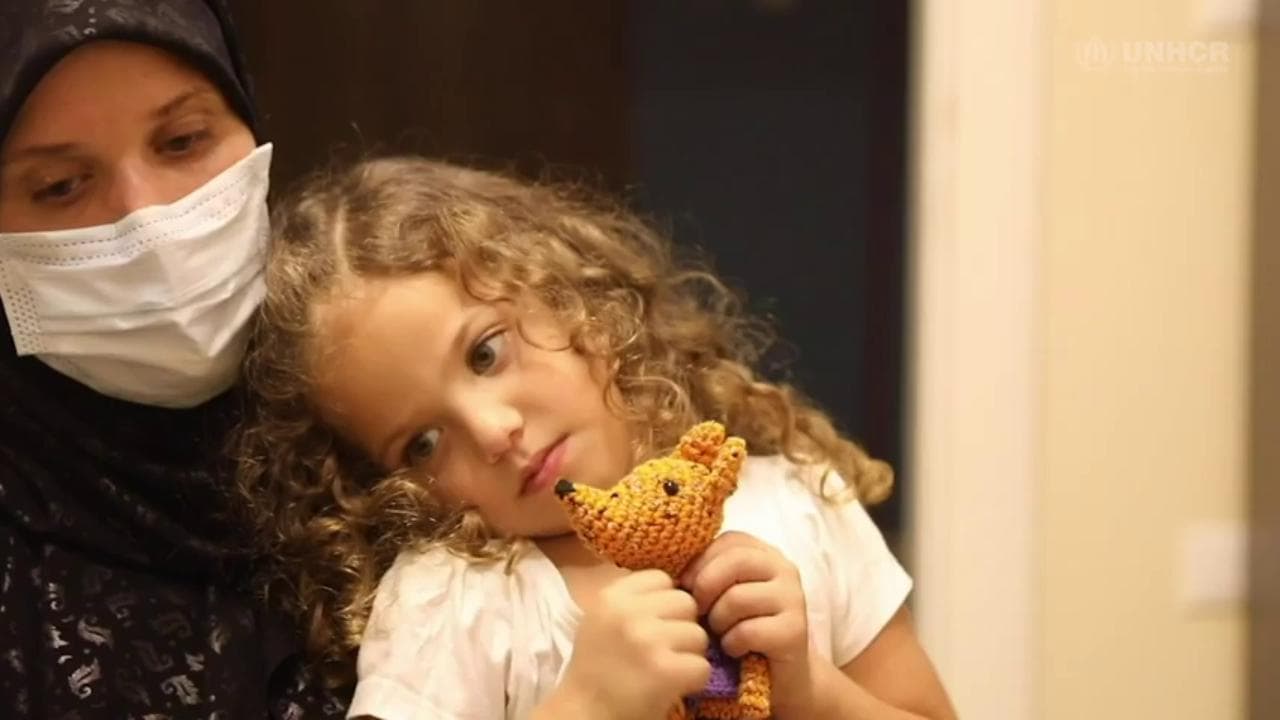 Libano, i rifugiati siriani ancora traumatizzati ricevono aiuto psicologico dopo dalle esplosioni di Beirut nell'agosto scorso