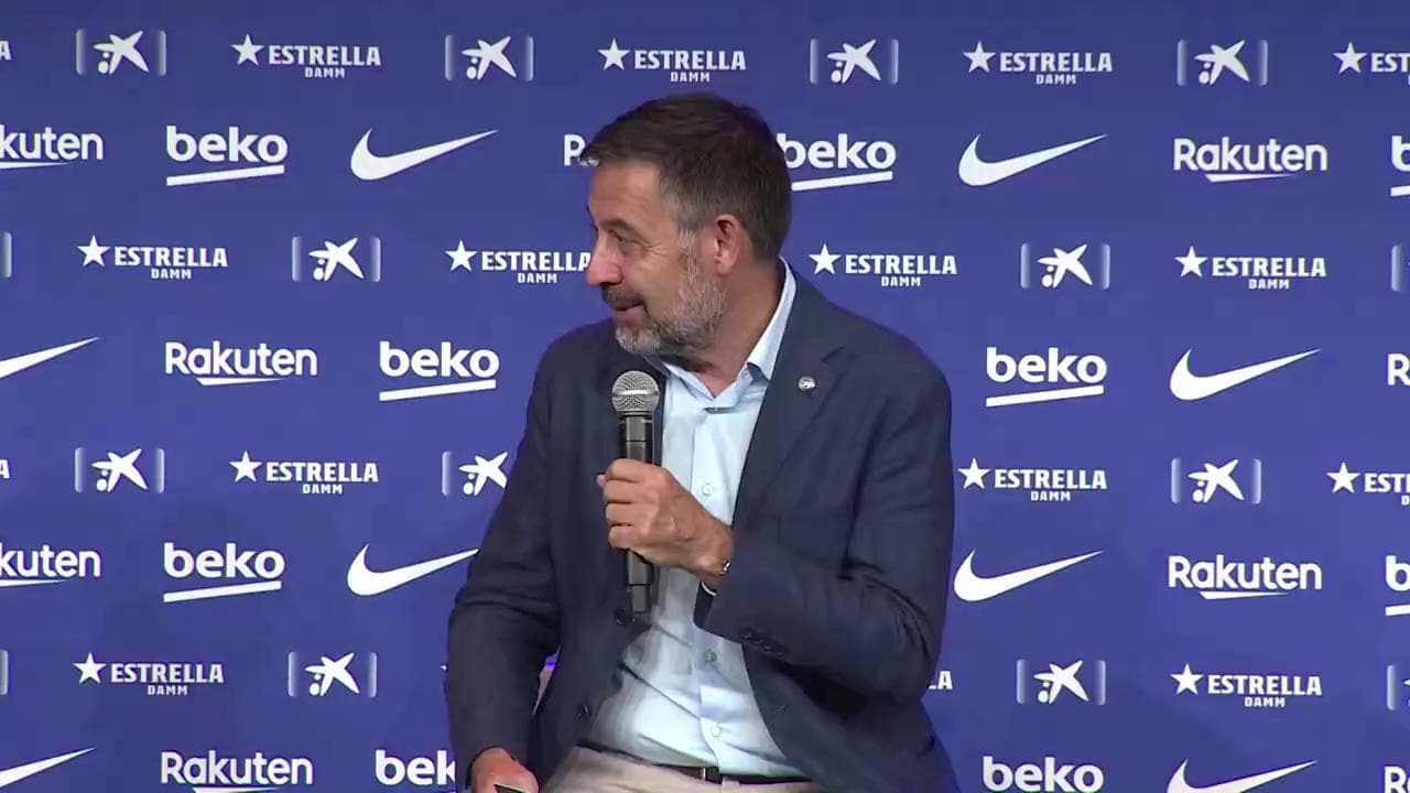 Barcellona, le dimissioni del presidente, nemico di Messi. I tifosi: "Il regno del terrore è finito"