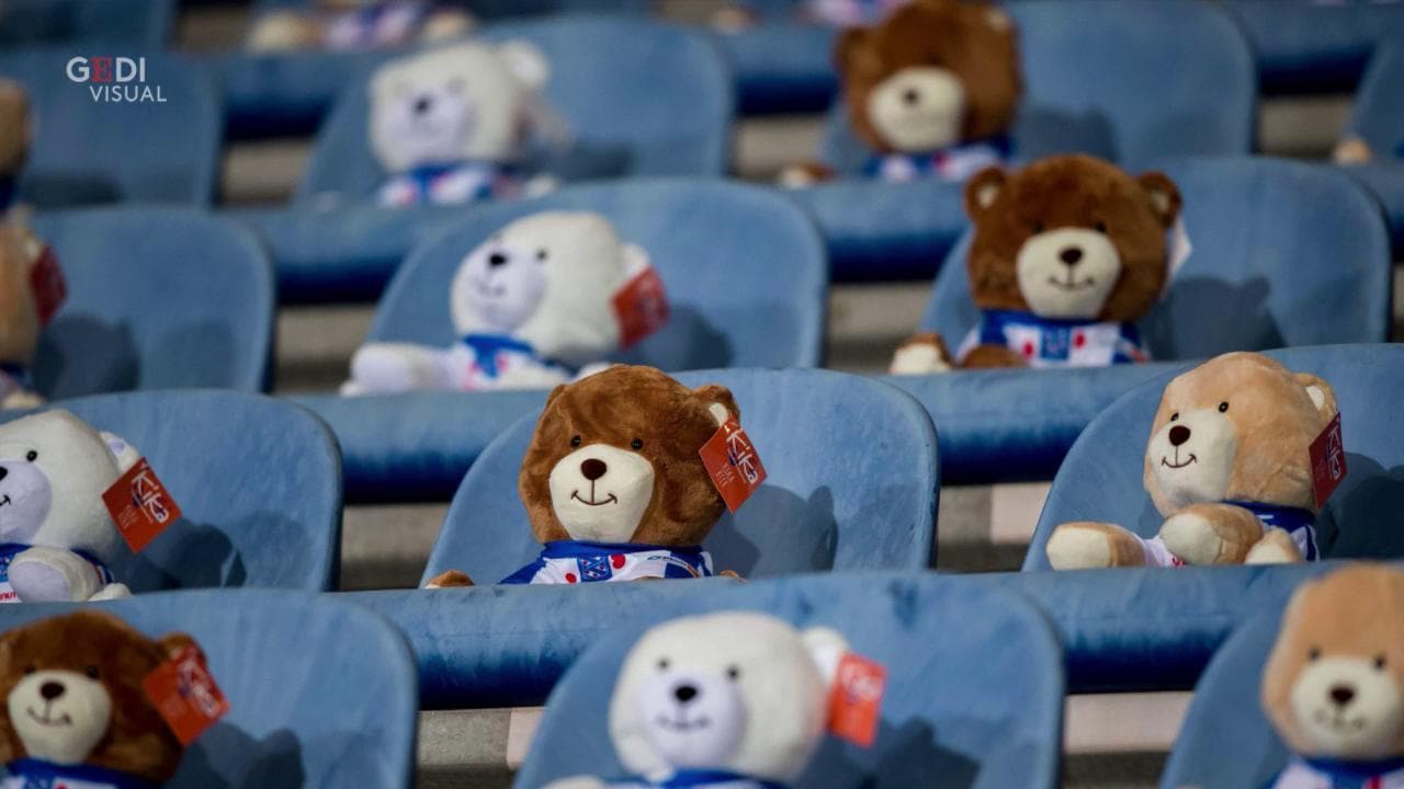 Calcio, 15.000 orsetti di peluche allo stadio: l'iniziativa dell'Heerenveen per i bimbi malati di cancro