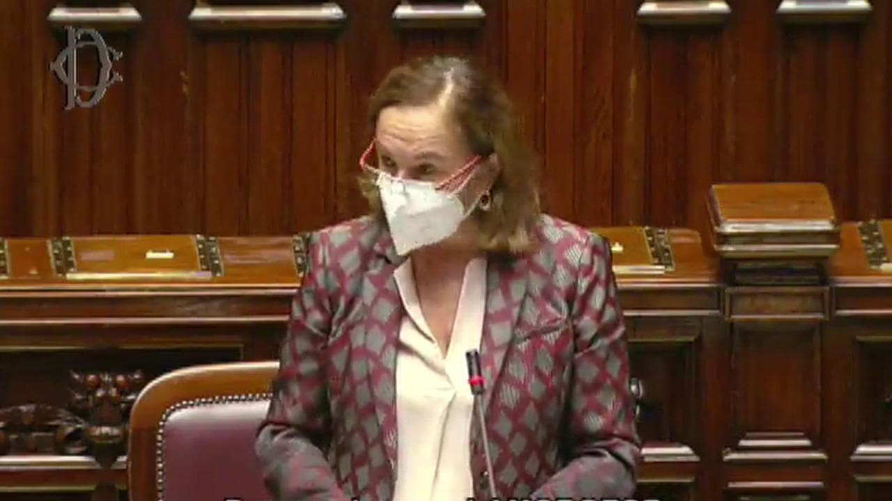 Movida, Lamorgese: "Per chiusura di strade e piazze concertazione tra sindaco e prefetto"