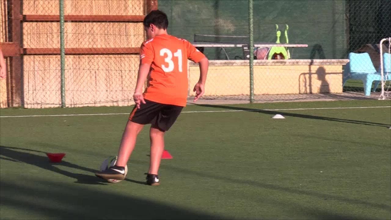 Il Dpcm colpisce le scuole calcio, la rabbia dell'allenatore di Sulmona: "Presto dovrò chiudere"