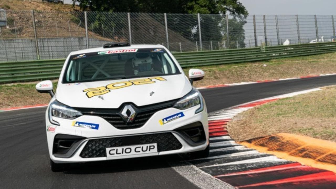 Clio Cup, così Renault scende in pista