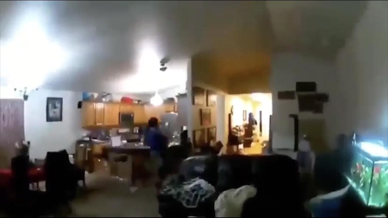 Terremoto in Alaska: il video della forza della scossa è impressionante. E le sirene lanciano l'allarme tsunami