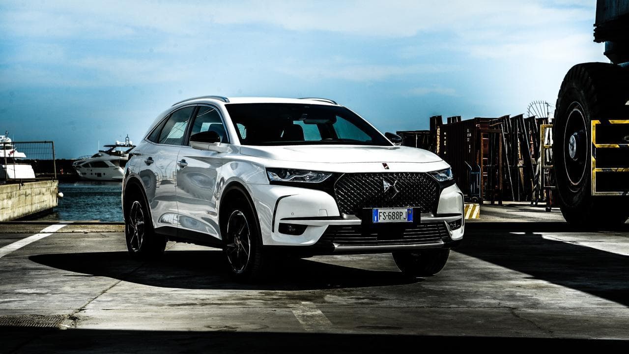 E la DS 7 Crossback diventa Performance Line
