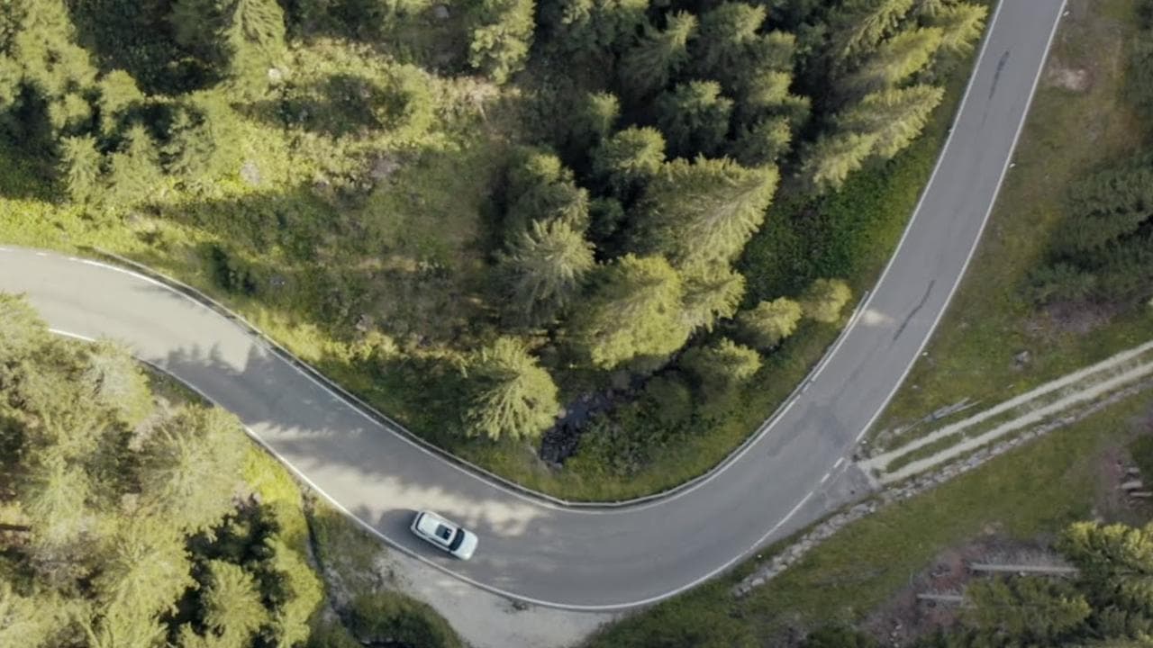 Vacanze vicino casa: Ford lancia l'App per i consigli