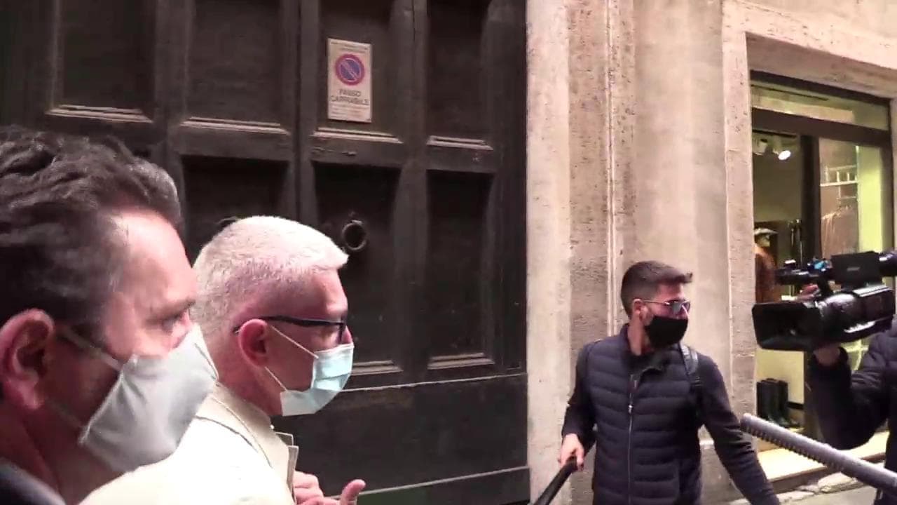 L'App Immuni tra i parlamentari, Salvini "Mia figlia gioca col telefono". Morra: "Per motivi di privacy non la scarico"