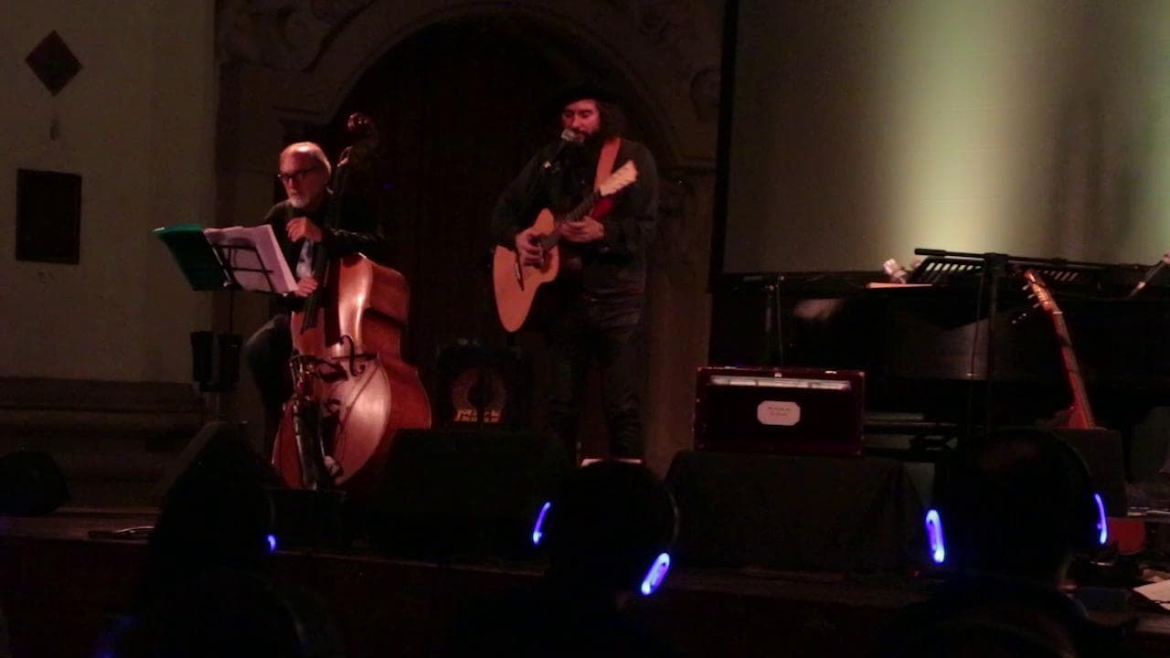 Il concerto speciale di Vinicio Capossela per Gianni Mura: "Il nostro moderno aedo che aveva il dono della poesia"