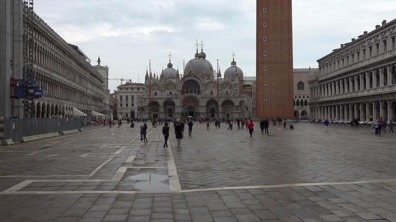 Venezia, Mose operativo: piazza San Marco asciutta