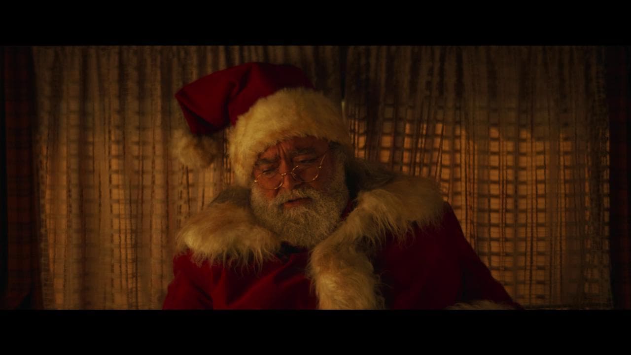 E dopo '10 giorni senza mamma' arriva '10 giorni con Babbo Natale'