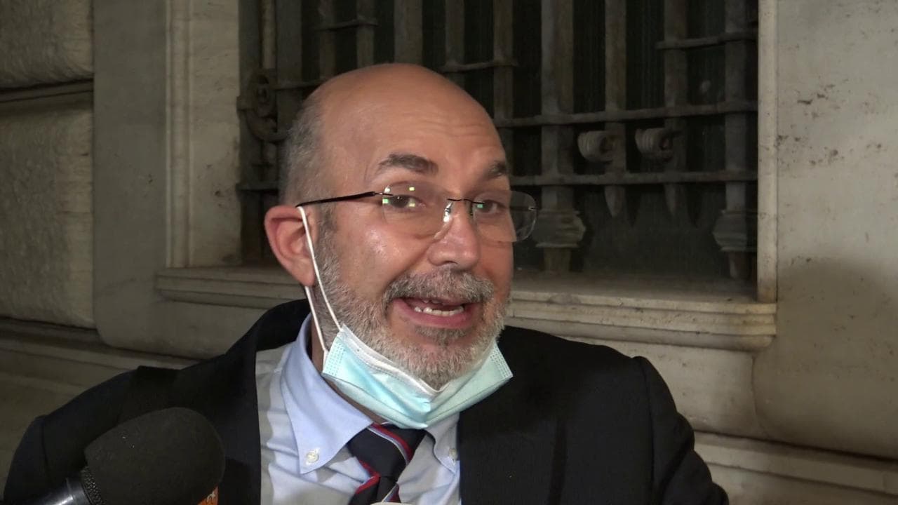 M5s, Crimi: “Non si prescinde dagli iscritti. Voto su Rousseau? Non vedo altri strumenti”