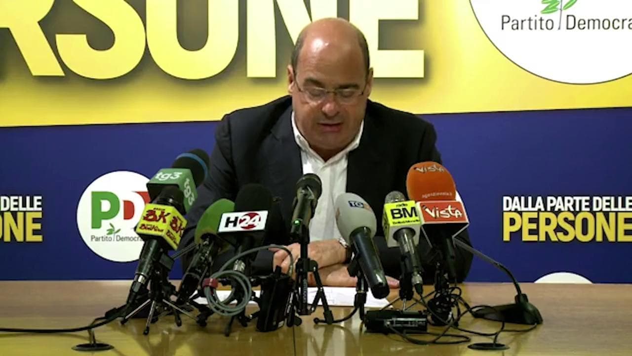 Migranti, Zingaretti: "Approvare i nuovi decreti sicurezza al primo Cdm utile"