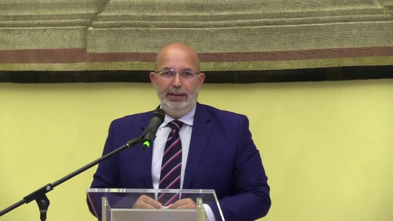 Referendum, Crimi: "Risultato straordinario. M5s motore del cambiamento"
