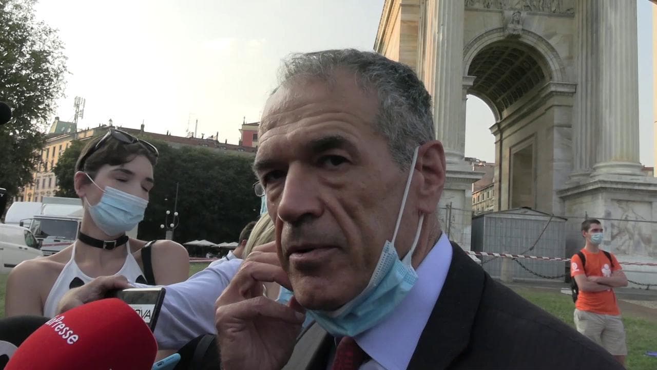 Referendum, Cottarelli: "Per risparmiare meglio ridurre gli stipendi, così la casta è ancora più casta"