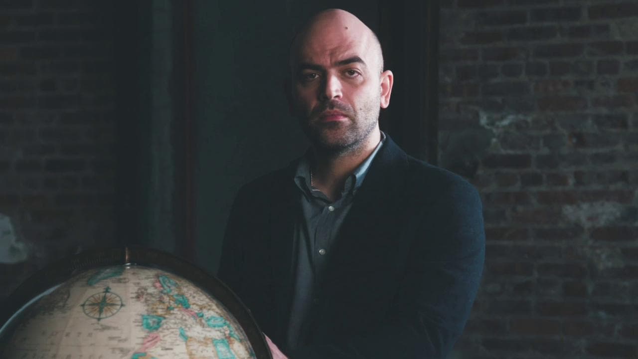 "Le mani sul mondo", il podcast di Roberto Saviano sulle vite criminali dei boss