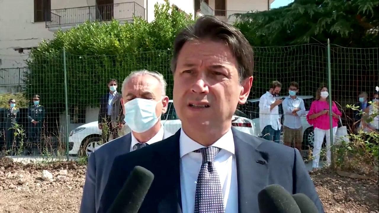 Scuola, Conte a Norcia: "Ennesima sfida, la vinceremo insieme"
