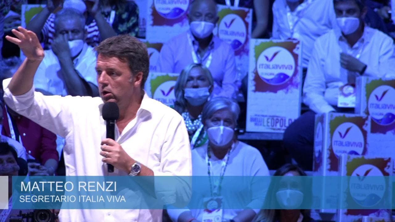 Salvini strattonato, Renzi: "Condanniamo ma la Lega strumentalizza"