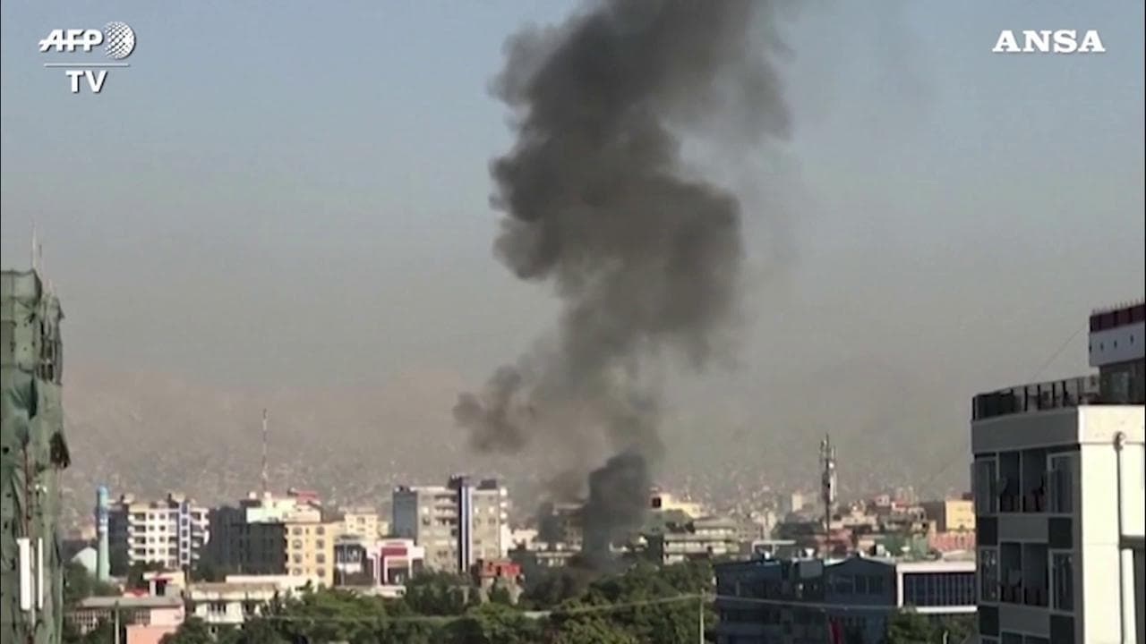 Attentato in Afghanistan, illeso il vicepresidente Saleh