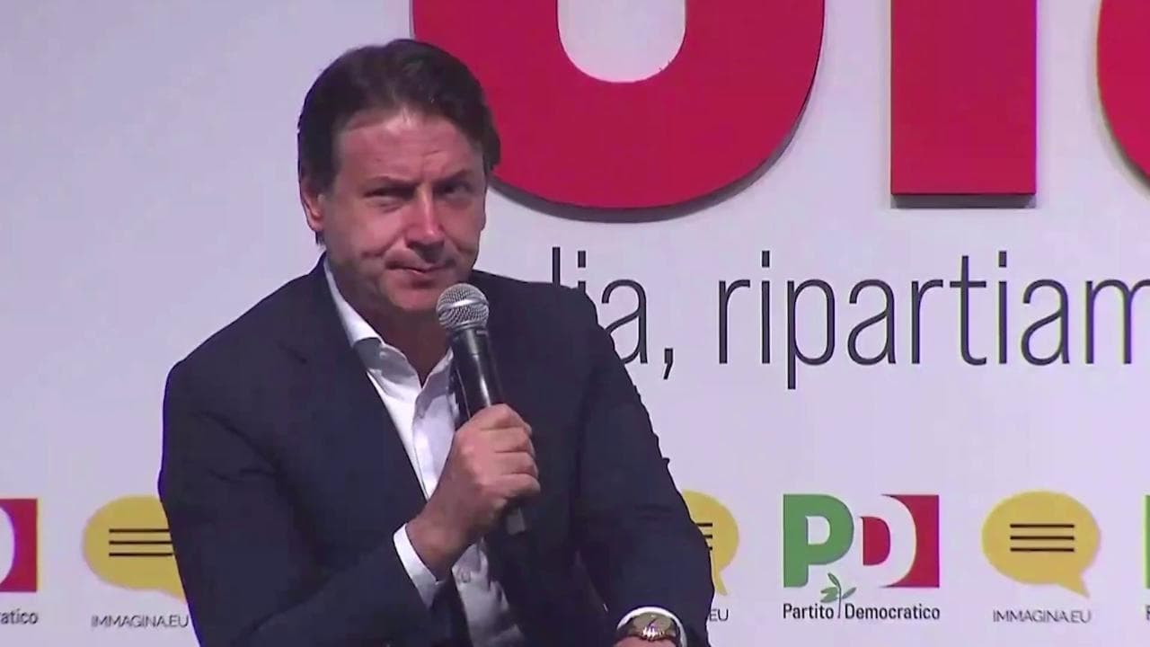 Conte alla Festa dell'Unità: "Draghi? Rivalità tra noi non esiste, ho grande considerazione"