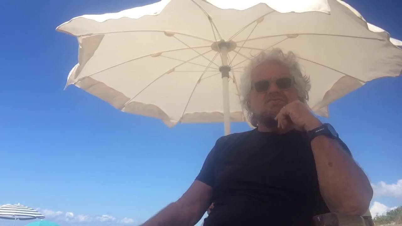 Beppe Grillo contro i No Mask: "Che il cielo vi fulmini!". Appello ironico al Papa: "Francesco, intervieni"