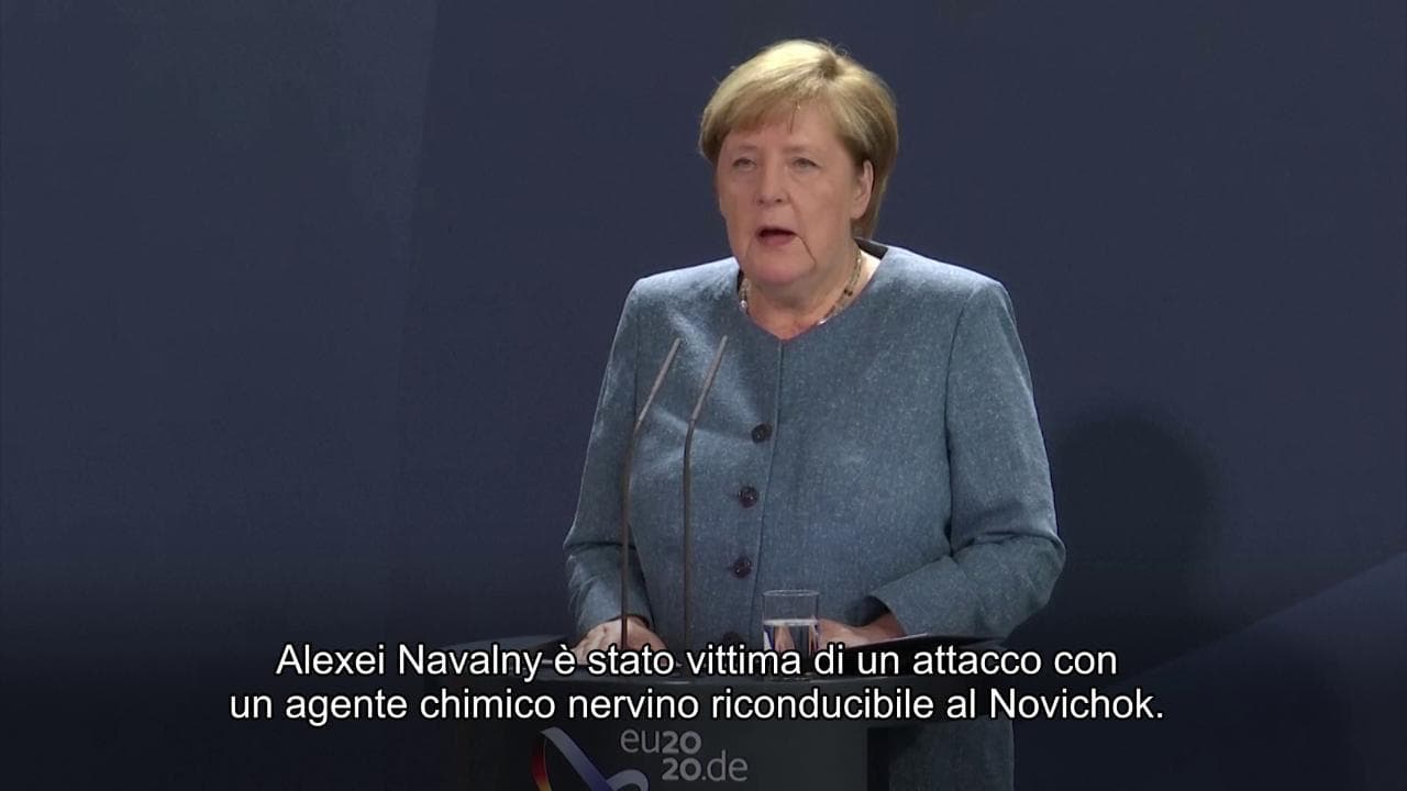 Navalnyj avvelenato, Angela Merkel: "Vittima di un crimine, Russia deve dare spiegazioni"