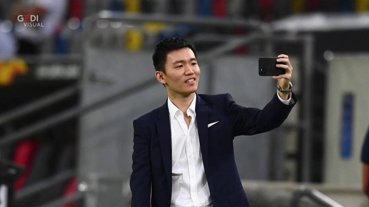 Inter, il presidente Zhang tornato dalla Cina ai tifosi: "Andiamo insieme in finale di Europa League"