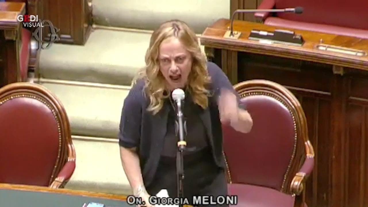 Proroga stato di emergenza, Meloni furiosa a Conte: "Siete pazzi irresponsabili, non vi daremo tregua"